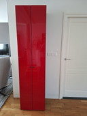 Armoire design Klenk brillante rouge