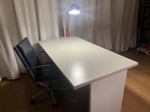 Oficina de Techno Milano