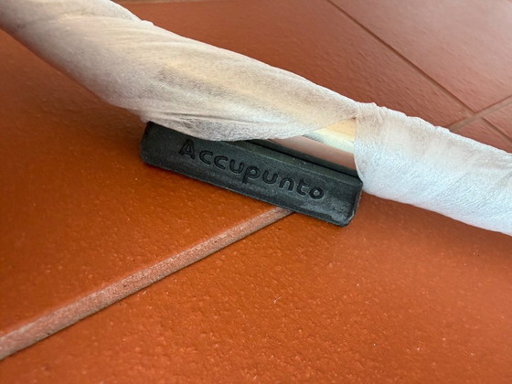 Image 1 of Poggiapiedi Accupunto Yos S. e Leonard Theosabrata inutilizzato