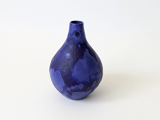 Hartwig Heyne vaas in Yves Klein blauw, West-Duits aardewerk, 1960