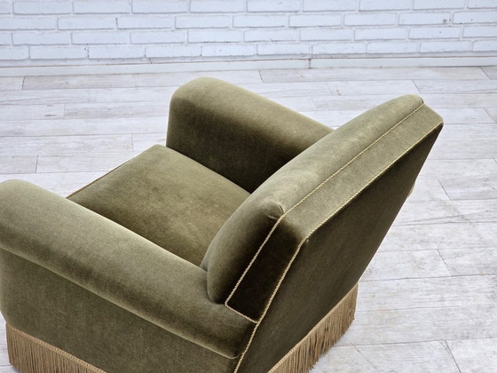 Image 1 of Deense fauteuil uit de jaren 70, originele groene meubelvelours