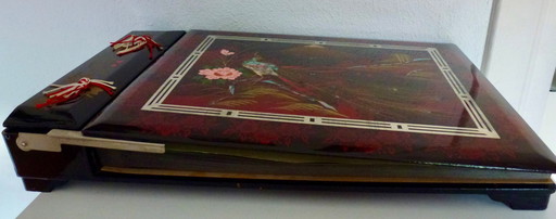 Album photo avec boîte à musique - Asie - 1940-1950.