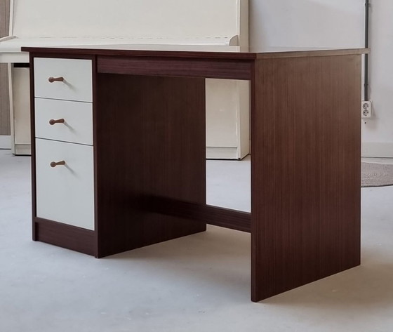 Image 1 of 70' Schreibtisch