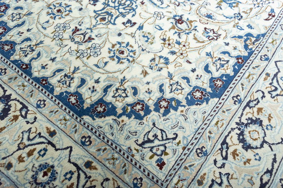 Image 1 of Hand-knotted Nain carpet with silk - 257 X 160 Cm