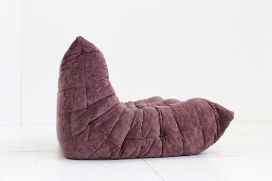 Image 1 of Vintage Togo 2 Sitzer Sofa lila Samt ligne roset Michel Ducaroy