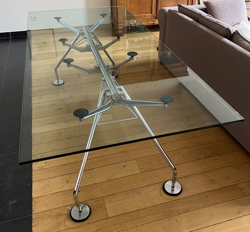 Design Tecno Nomos Glass Meeting Table