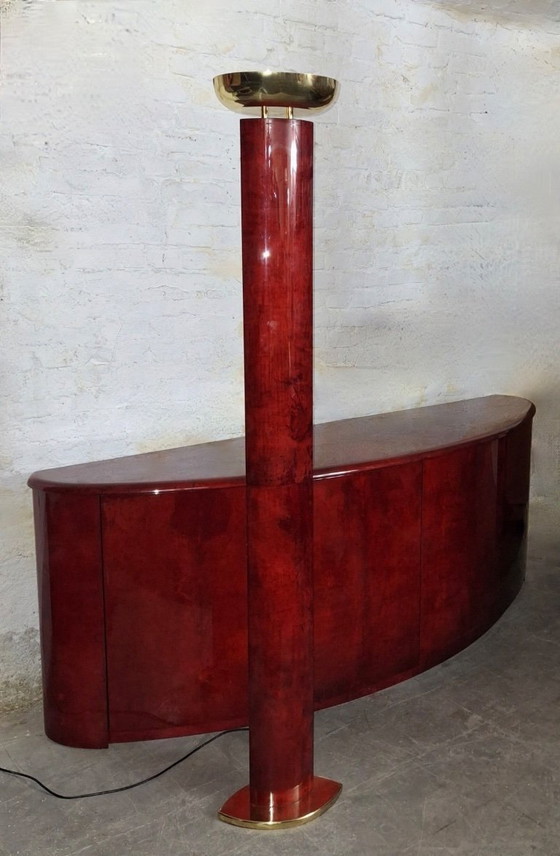 Image 1 of Buffet italien convexe en parchemin laqué par Aldo Tura