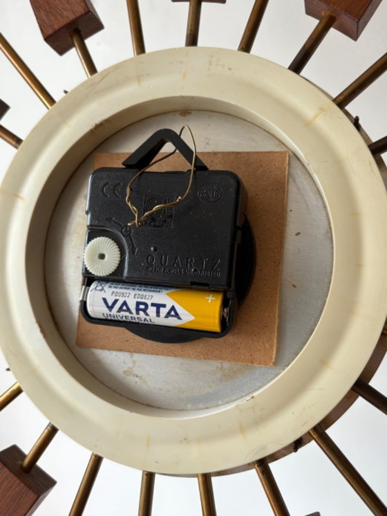 Image 1 of Bellissimo orologio da parete vintage Manley a forma di stella o sole, anni '60