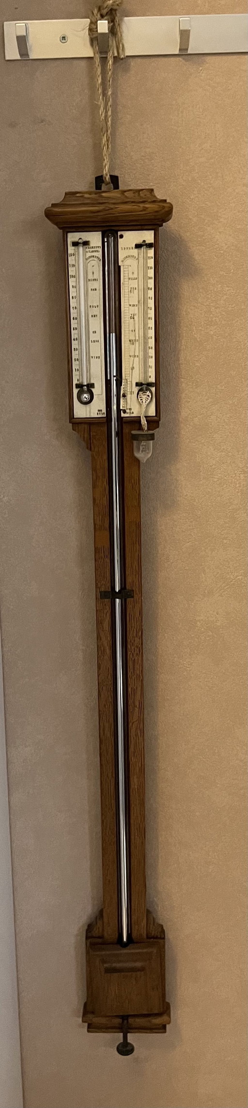 Engelse stick barometer 