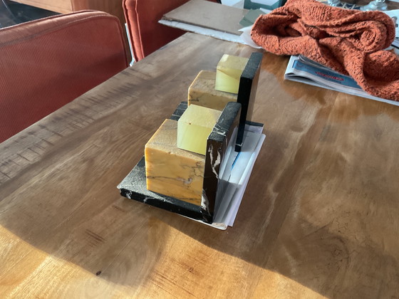 Image 1 of Marmeren boekensteunen