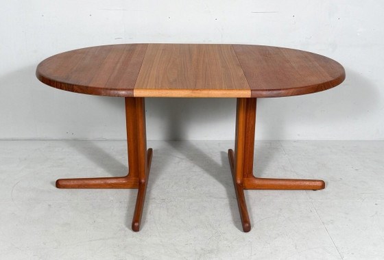 Image 1 of Uitschuifbare eettafel/tafel uit het midden van de 20e eeuw, gemaakt van teakhout door C J Rosengaarden, Denemarken, jaren 60.