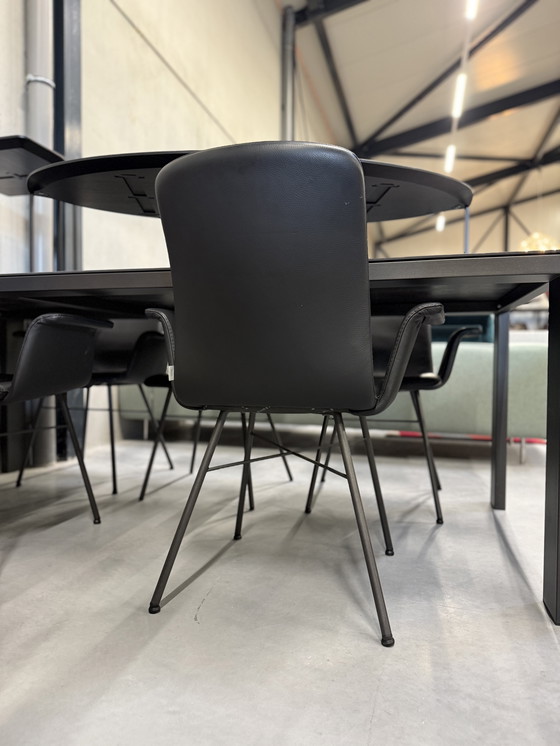 Image 1 of Bert Plantagie Dining Room Chairs 4xBlake - 1xFour black leather