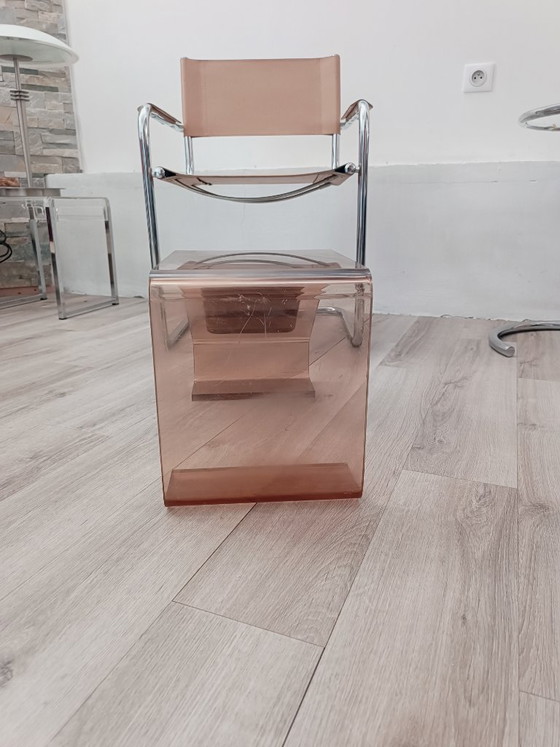 Footrest by Michel Dumas for Roche Bobois, 1970s – Footstools & poufs, Plexiglass (photo 7 of 8)