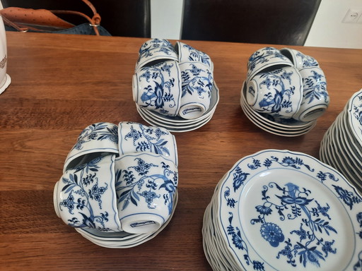 Blue Danube dinnerware