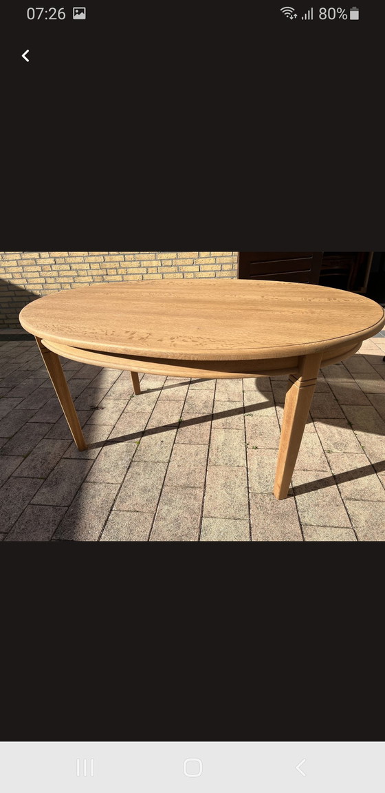 Image 1 of Table en chêne blanchi