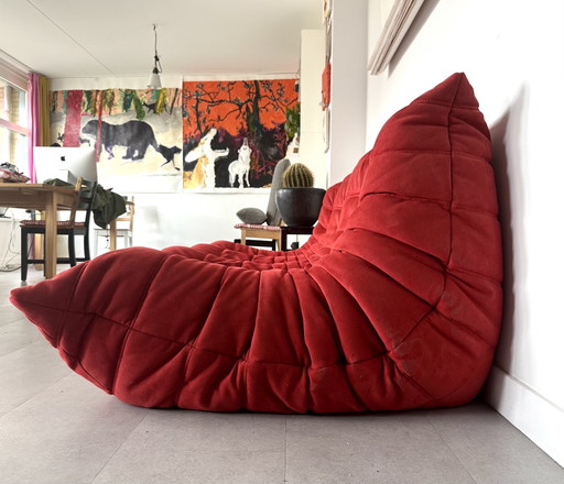 Lignet Roset Togo 3-Zits Goya Rood – Ligne Roset, banken, Textile (photo 2 of 7)