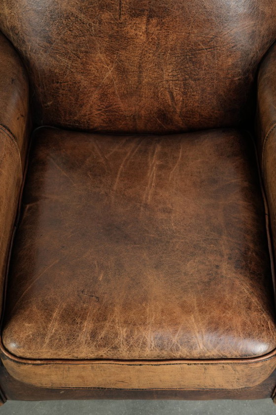 Image 1 of 2 comode poltrone in pelle di pecora dal design Art Déco