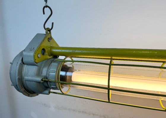 Image 1 of Lampadario industriale sovietico grigio a sospensione, anni '70