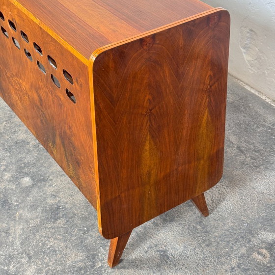 Image 1 of Bedlinnenopslag uit het midden van de eeuw door František Jirák voor Tatra Nábytok, jaren 60