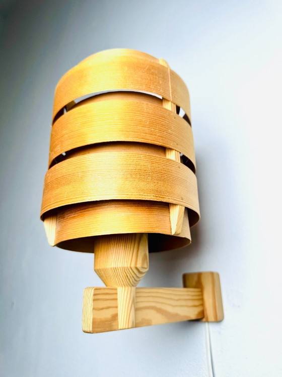 Gemonteerde grenen fineer wandlamp van Hans-Agne Jakobsson voor Markaryd, Zweden, jaren 60 – Wandlampen, Wood (photo 2 of 9)
