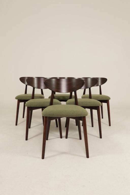 Set moderno di 6 sedie da pranzo, in tessuto verde avocado e legno di faggio noce scuro.