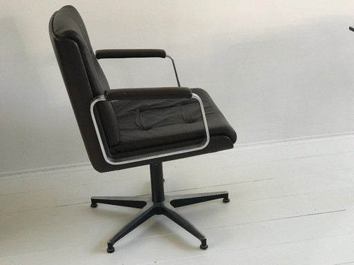 Chaises pivotantes Wilde + Spieth (1978) – design Egon Eiermann – chaises / fauteuils de bureau vintage