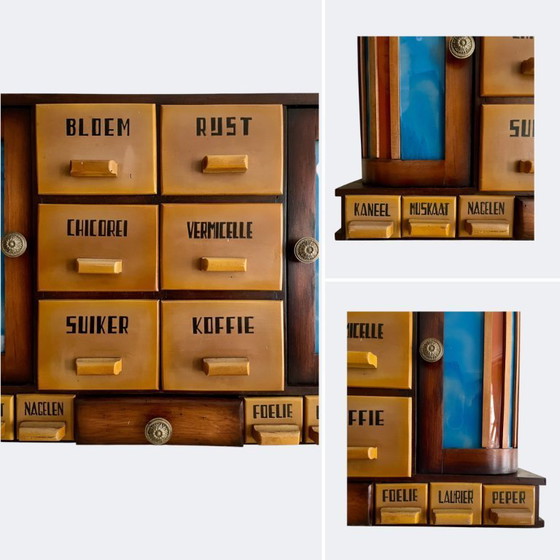 Image 1 of Art Deco keukenkastje met lades voor kruiden - Antiek geschilderd glas en hout, wanddecoratie voor kruiden.