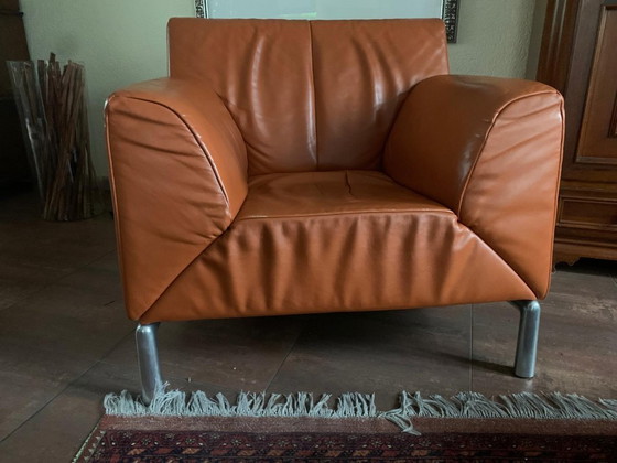 Image 1 of Poltrona di design Jori, trasformabile in una poltrona a due posti in pelle arancione