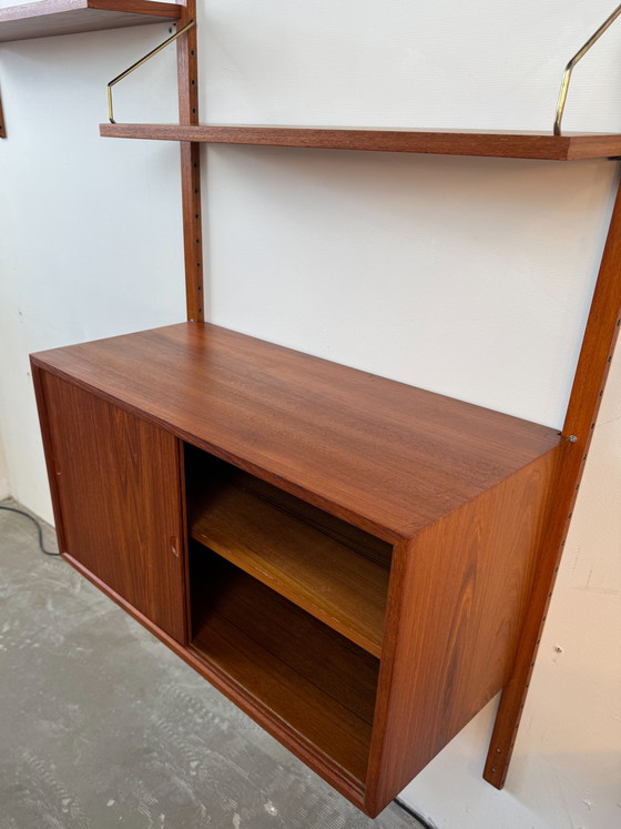 Royal System wandmeubel, Poul Cadovius, Denemarken, jaren 1960 – Wandkast, Wood (photo 6 of 14)