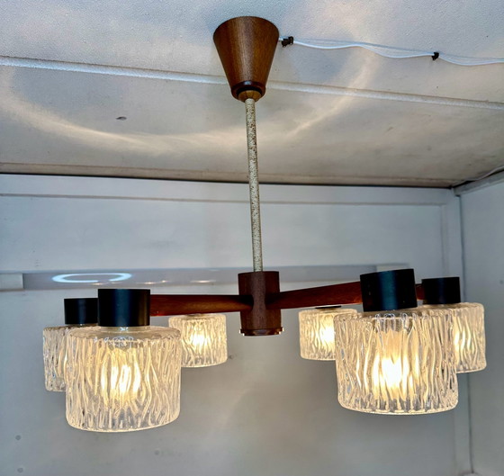 Plafón de teca de diseño danés Mid Century con cristal de hielo, Plafones, Madera, Marrón (foto 7 de 9)