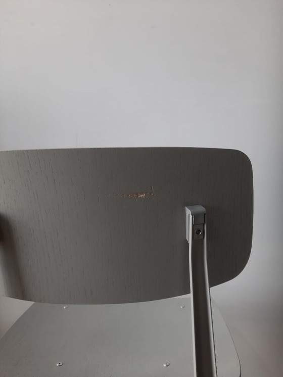 Image 1 of 2x chaise Ahrend Revolt By Friso Kramer, gris clair