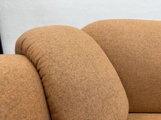 Image 1 of Leolux Pulla Divan Large AL Sofa Divina Melange Stoff 255