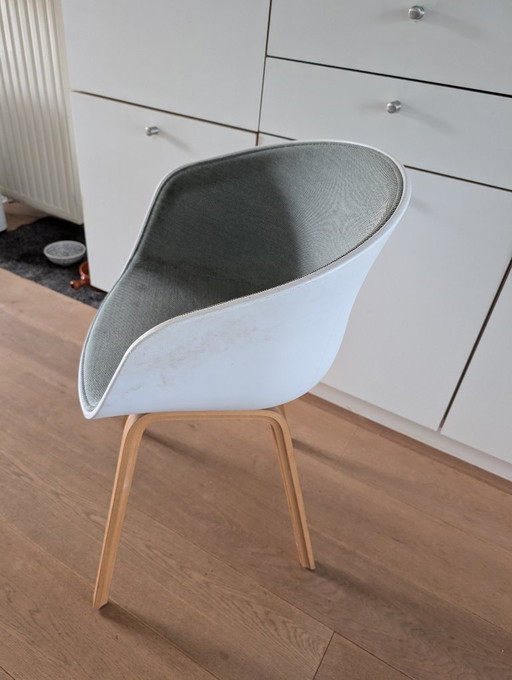 HAY About A Chair (AAC).