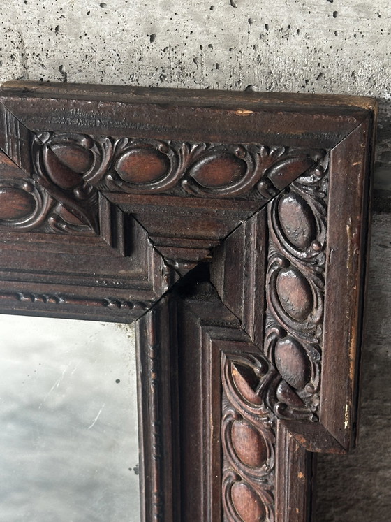 Antieke neorenaissance houten spiegel met houtsnijwerk, eind 19e eeuw – 94 × 69 cm (photo 4 of 15)