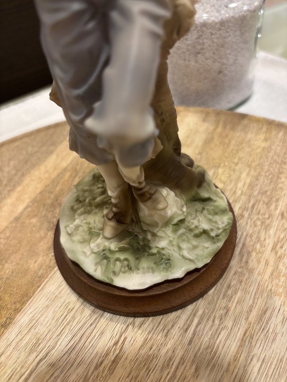 Image 1 of Statue Belcari