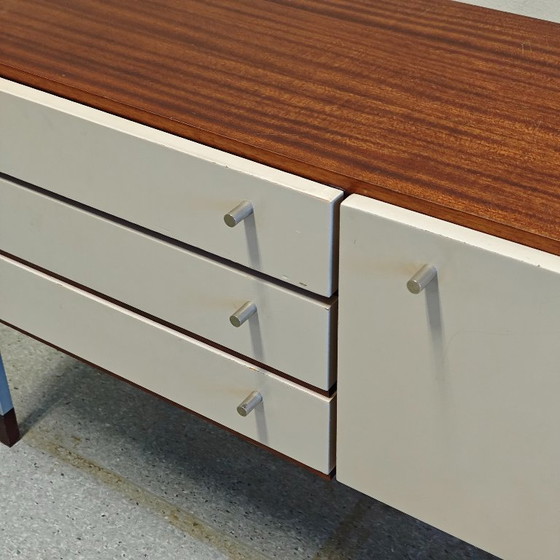 Buffet bas vintage – Bois (photo 5 of 9)