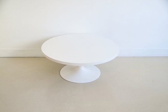 Image 1 of white tulip coffee table by Maurice Burke for Arkana