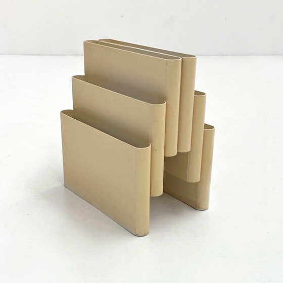 Image 1 of White Magazine Rack by Giotto Stoppino for Kartell, 1970s