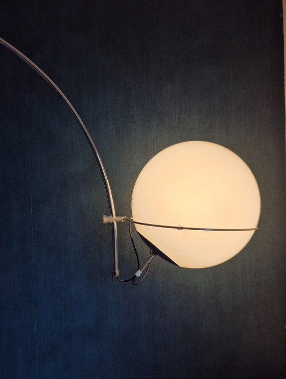 Image 1 of Vintage XL vloerlamp - Booglamp | blauw | chrome - Jaren 70