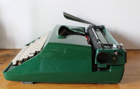 Image 1 of Remington Concord typemachine