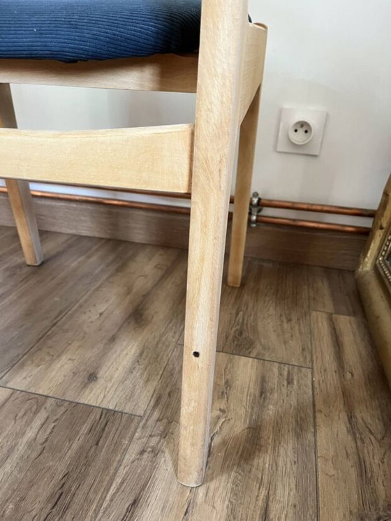 Image 1 of 4 sedie in legno e tessuto a coste