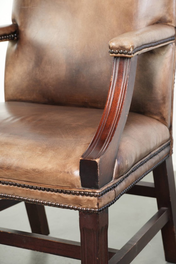 20th Century English Style Cowhide Leather Gainsborough Desk/Occasion Chair with a Luxurious Appearance (photo 9 of 12)