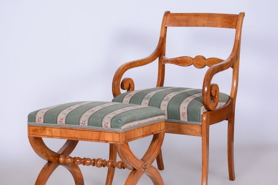 Restored Biedermeier Armchair with Stool, Beech, Oak, Cherry, Austria, 1830s – Textile, Wood (photo 3 of 20)