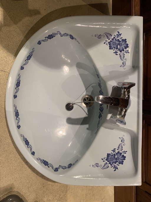 Original Delft Blue Washbasin / Marked Maastricht, Paris and numbered p