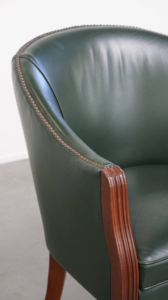 Image 1 of 2 x Beistell-/Ess-/Bürostuhl aus grünem Rindsleder und Holz im englischen Stil