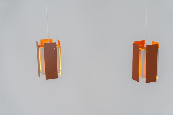 Image 1 of Impresionante par de lámparas colgantes de Lyfa (Dinamarca, años 60).