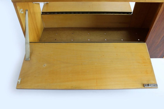 Image 1 of Credenza bifacciale Mid-Century Modern di Jitona, anni '60