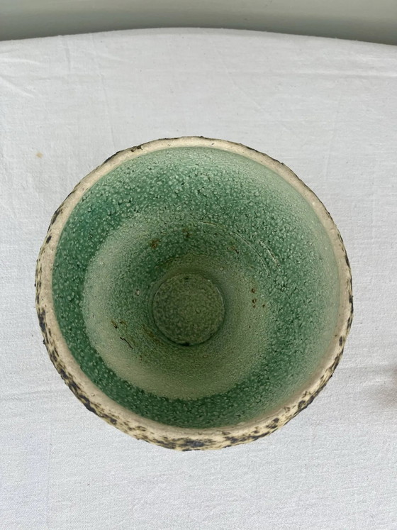 Celadon glazed stoneware bowl signed – Porcelain, Mid Century Modern (photo 4 of 8)