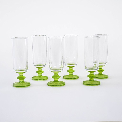 Juego de seis vasos, diseño italiano, década de 1970, fabricados en Italia.