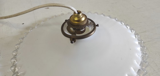 Image 1 of Geplooide lampenkap van opaalglas - midden 20e eeuw